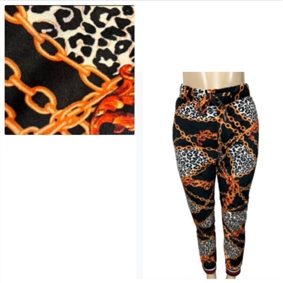 Women’s Jogger pants black and gold velvet like cheetah print size medium - Picture 9 of 9